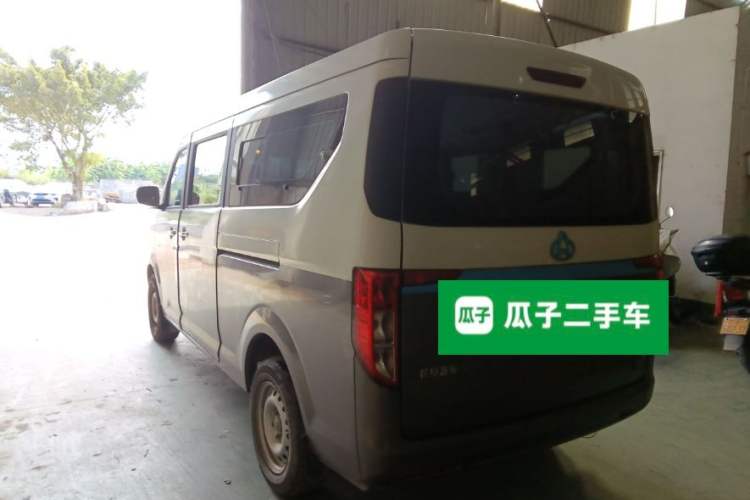 Used CHANGAN KUAYUE Xing V5 EV 2022 7-Seater Passenger Vehicle Rear Left 45 Deg