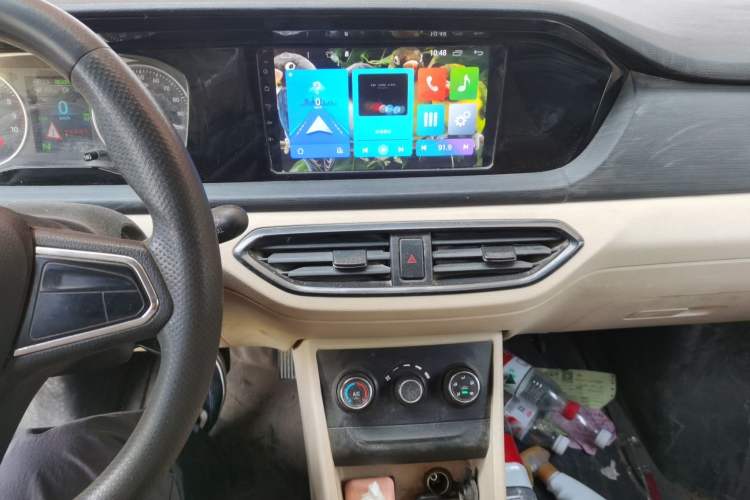 Used CHANGAN KUAYUE Xing V5 EV 2023 Luxury Model 2 Seats Audio And AC Panel
