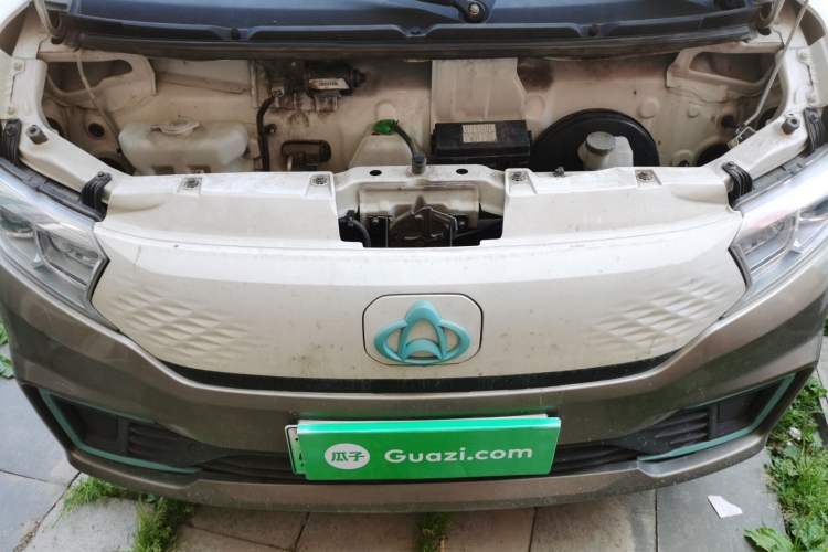 Used CHANGAN KUAYUE Xing V5 EV 2023 Luxury Model 2 Seats Engine Bay