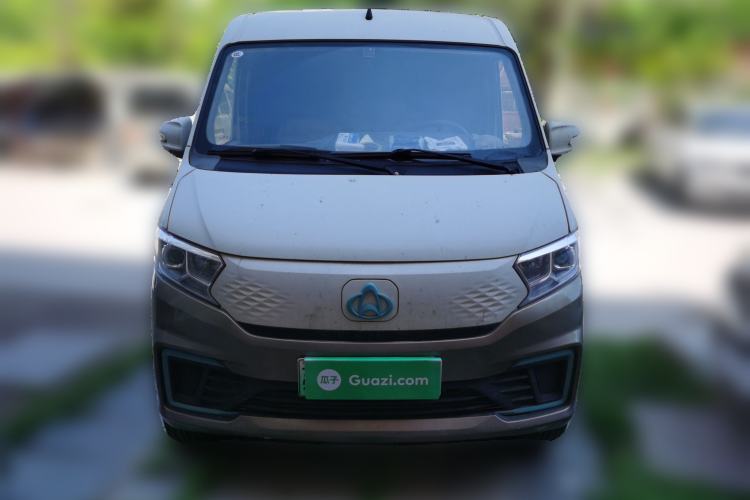 Used CHANGAN KUAYUE Xing V5 EV 2023 Luxury Model 2 Seats Front