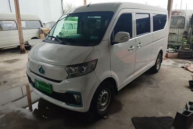 Used CHANGAN KUAYUE Xing V5 EV 2024 Smart Edition 6-Seater Side-Hinged Doors