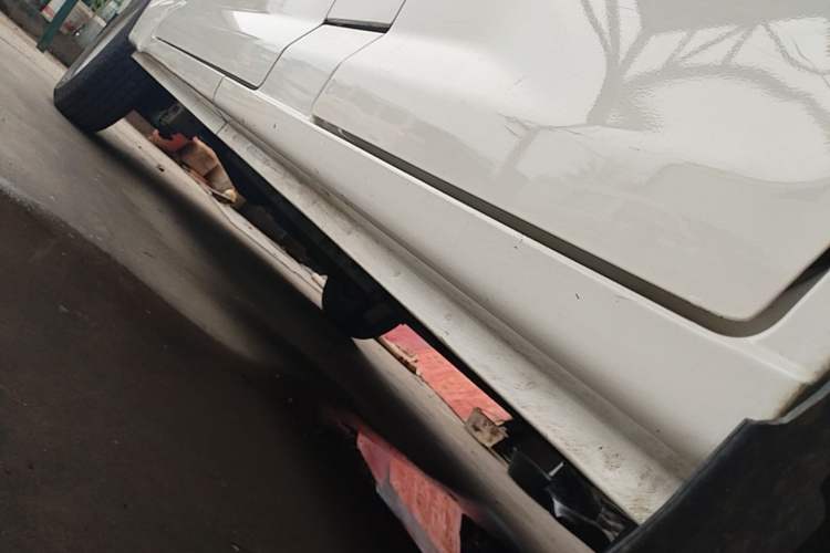 Used CHANGAN KUAYUE Xing V5 EV 2024 Smart Edition 6-Seater Side-Hinged Doors Right Side Sill