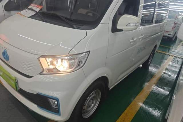 Used CHANGAN KUAYUE Xing V5 EV 2025 Model Luxury Bus, 6 Seats, CATL
