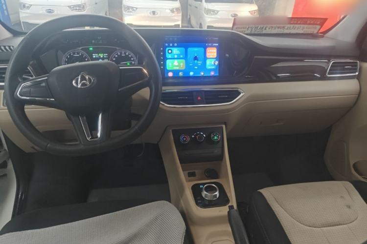 Used CHANGAN KUAYUE Xing V5 EV 2025 Model Luxury Bus, 6 Seats, CATL Center Console