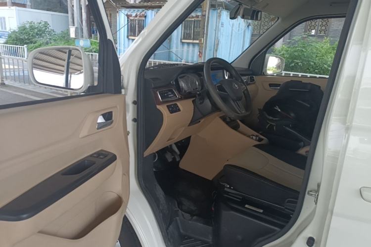 Used CHANGAN KUAYUE Xing V5 EV 2025 Model Smart-Enjoy Bus, 6 Seats, CATL Driver Seat