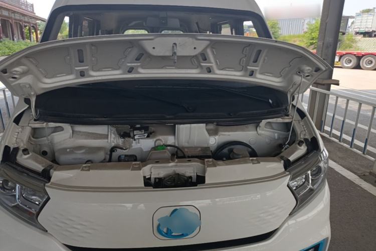 Used CHANGAN KUAYUE Xing V5 EV 2025 Model Smart-Enjoy Bus, 6 Seats, CATL Engine Bay