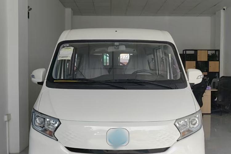 Used CHANGAN KUAYUE Xing V5 EV 2025 Model Smart-Enjoy Bus, 6 Seats, CATL Exterior 3