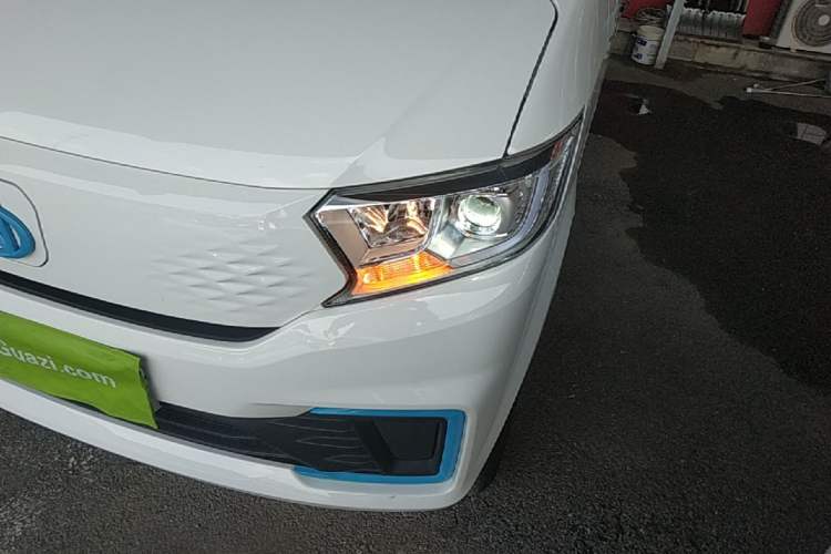 Used CHANGAN KUAYUE Xing V5 EV 2025 Model Smart-Enjoy Bus, 6 Seats, CATL Left Front Headlight