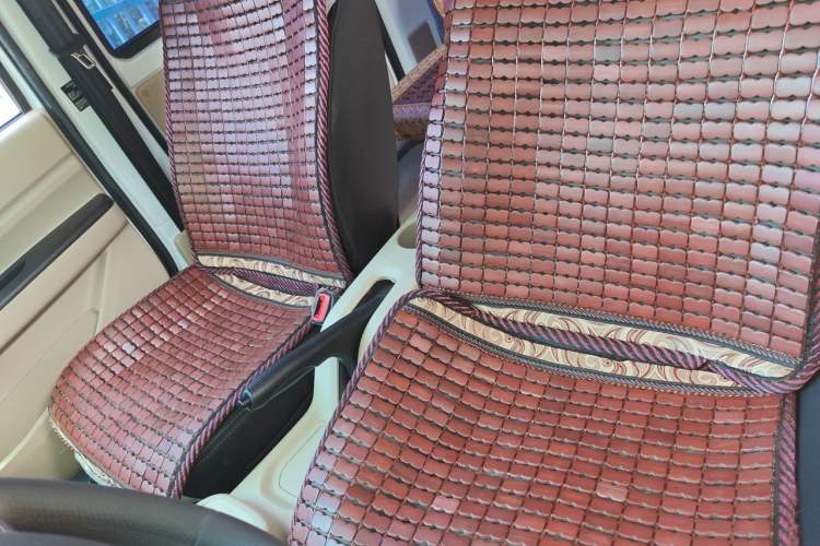 Used CHANGAN KUAYUE Xing V5 EV 2025 Model Luxury Bus, 6 Seats, CATL Left Front Seat