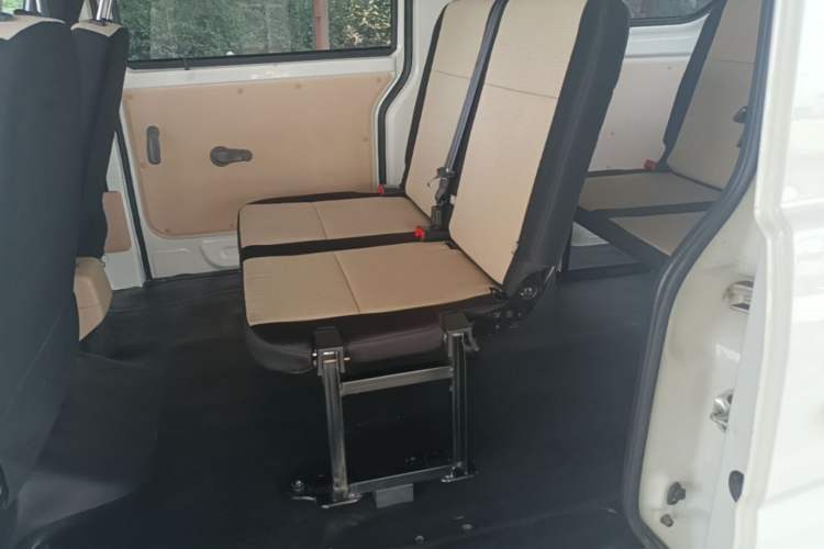 Used CHANGAN KUAYUE Xing V5 EV 2025 Model Smart-Enjoy Bus, 6 Seats, CATL Left Rear Seat
