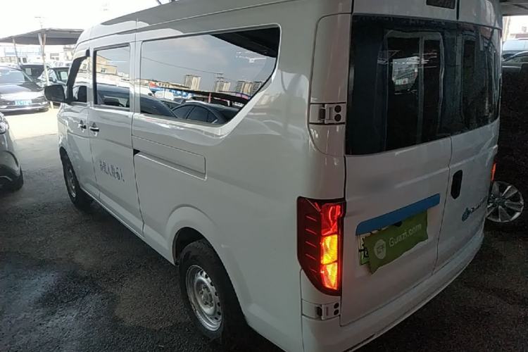 Used CHANGAN KUAYUE Xing V5 EV 2025 Model Smart-Enjoy Bus, 6 Seats, CATL Rear Left 45 Deg