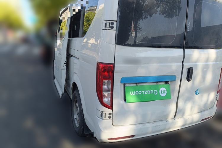 Used CHANGAN KUAYUE Xing V5 EV 2025 Model Smart-Enjoy Bus, 6 Seats, CATL Rear Left 45 Deg