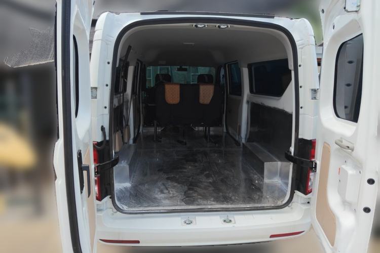 Used CHANGAN KUAYUE Xing V5 EV 2025 Model Luxury Bus, 6 Seats, CATL Trunk