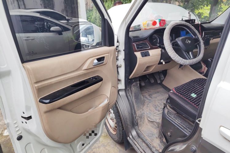 Used CHANGAN KUAYUE Xing V7 2022 1.6L Gasoline Comfort Version 5-Seater Dual-Door Design – DAM16KR Driver Seat
