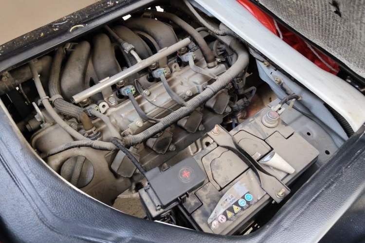 Used CHANGAN KUAYUE Xing V7 2022 1.6L Gasoline Comfort Version 2-Seat Dual-Side Doors DAM16KR Engine Bay Left