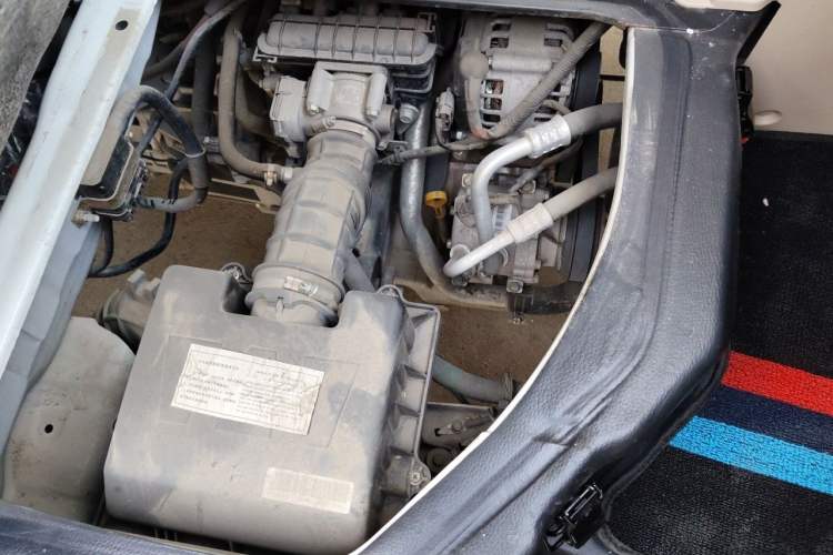 Used CHANGAN KUAYUE Xing V7 2022 1.6L Gasoline Comfort Version 2-Seat Dual-Side Doors DAM16KR Engine Bay Right