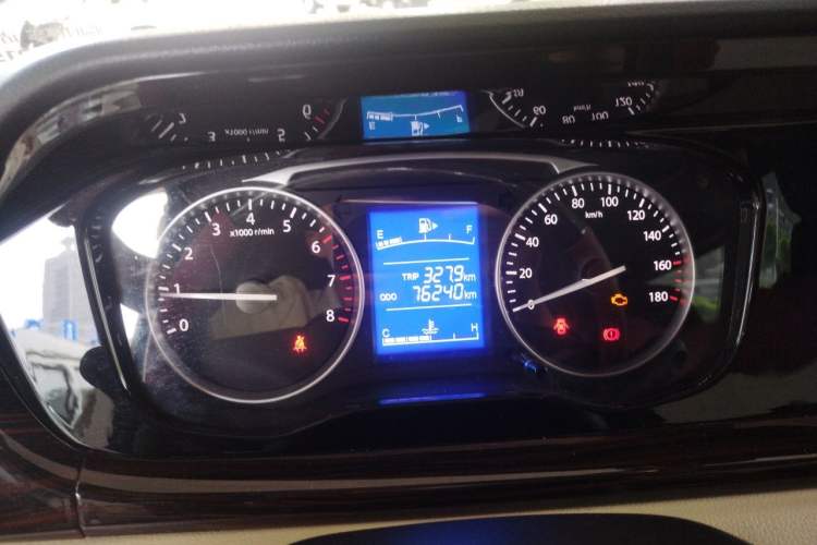 Used CHANGAN KUAYUE Xing V7 2022 1.6L Gasoline Comfort Version 5-Seater Dual-Door Design – DAM16KR Instrument Cluster