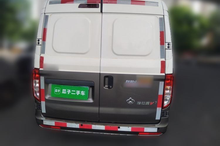 Used CHANGAN KUAYUE Xing V7 2022 1.6L Gasoline Comfort Version 5-Seater Dual-Door Design – DAM16KR Rear