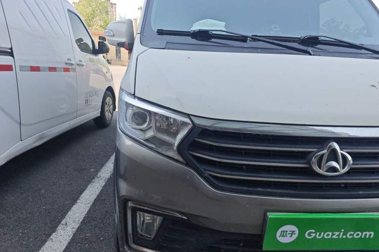 Used CHANGAN KUAYUE Xing V7 2022 1.6L Gasoline Comfort Version 2-Seat Dual-Side Doors DAM16KR Right Front Headlight