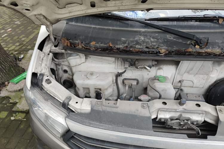Used CHANGAN KUAYUE Xing V7 2022 1.6L Gasoline Comfort Version 2-Seat Dual-Side Doors DAM16KR Engine Bay Right