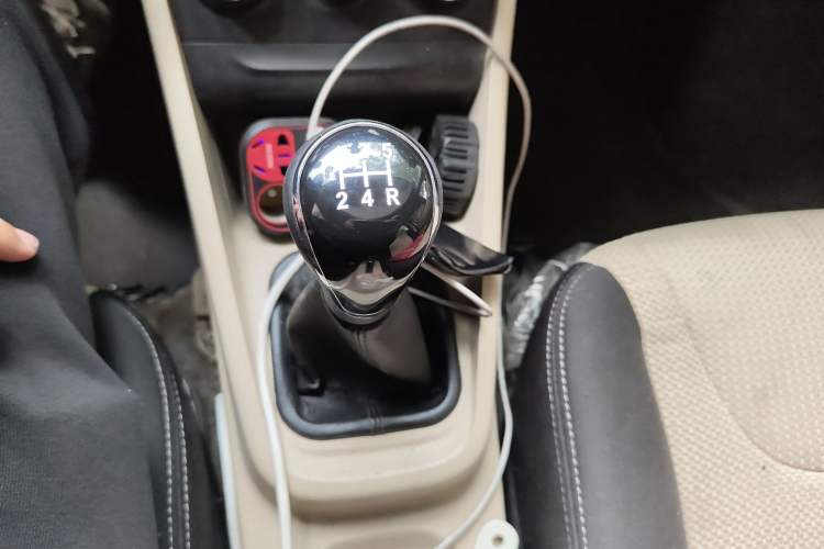Used CHANGAN KUAYUE Xing V7 2022 1.6L Gasoline Comfort Version 2-Seat Dual-Side Doors DAM16KR Gear Lever