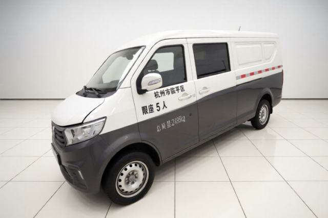 Ojetý CHANGAN KUAYUE Xing V7 2022 1.6L Gasoline Comfort Version 5-Seater Dual-Door Design – DAM16KR