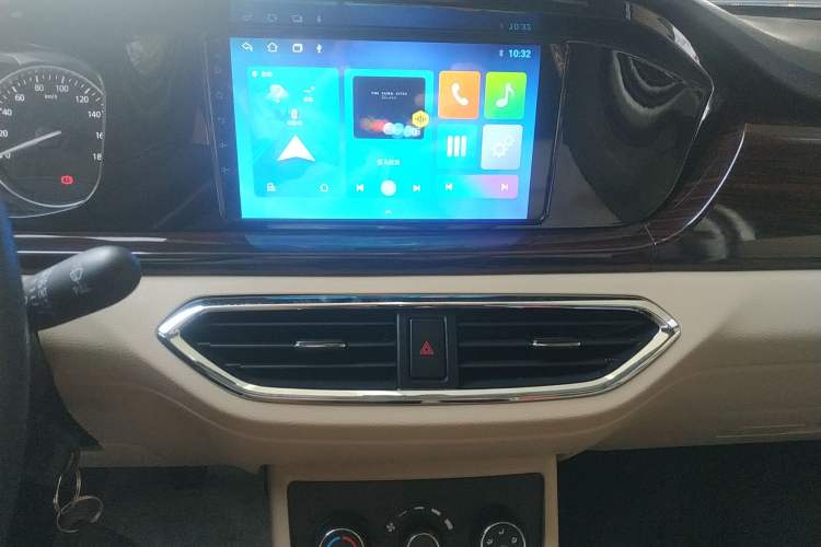 Used CHANGAN KUAYUE Xing V7 2022 1.6L Gasoline Luxury Model 2-Door Dual-Swing Doors DAM16KR Audio And AC Panel
