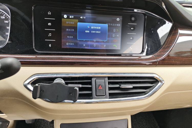 Used CHANGAN KUAYUE Xing V7 2022 1.6L Gasoline Comfort Version 5-Seater Dual-Door Design – DAM16KR Audio And AC Panel