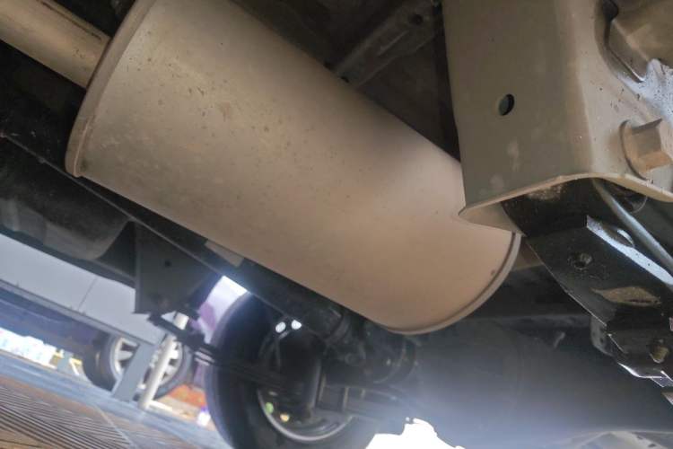 Used CHANGAN KUAYUE Xing V7 2022 1.6L Gasoline Comfort Version 2-Seat Dual-Side Doors DAM16KR Chassis Rear