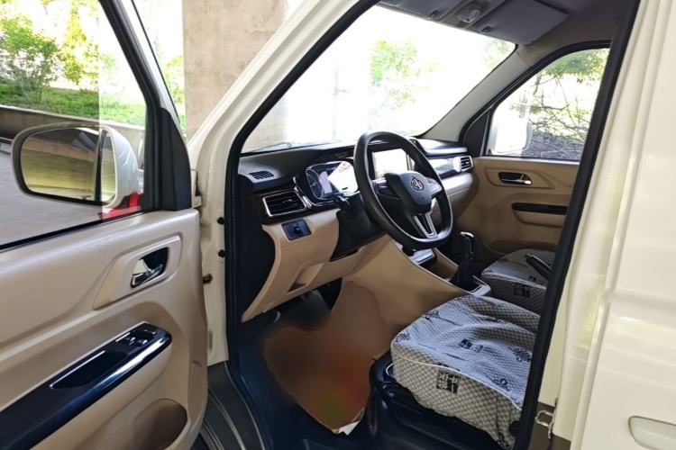 Used CHANGAN KUAYUE Xing V7 2022 1.6L Gasoline Comfort Version 2-Seat Dual-Side Doors DAM16KR Driver Seat