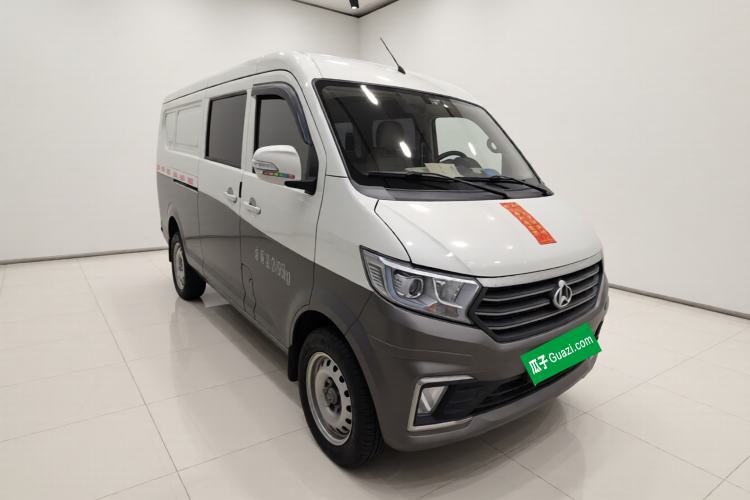 Used CHANGAN KUAYUE Xing V7 2022 1.6L Gasoline Comfort Version 5-Seater Liftback Door DAM16KR Exterior 2