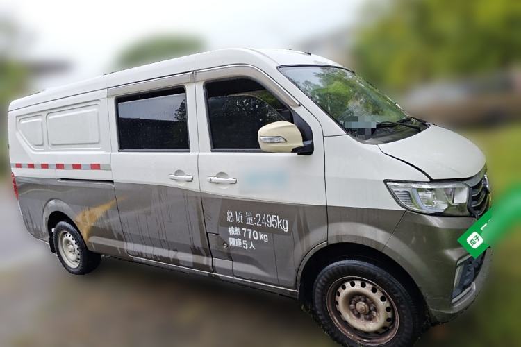 Used CHANGAN KUAYUE Xing V7 2022 1.6L Gasoline Comfort Version 5-Seater Dual-Door Design – DAM16KR Exterior 2