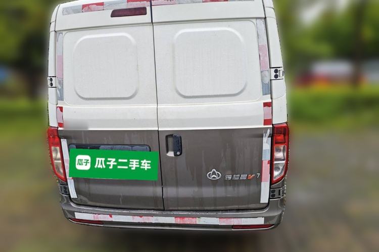 Used CHANGAN KUAYUE Xing V7 2022 1.6L Gasoline Comfort Version 5-Seater Dual-Door Design – DAM16KR Exterior 4
