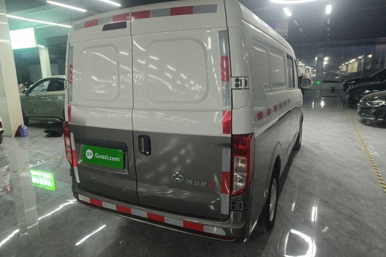 Used CHANGAN KUAYUE Xing V7 2022 1.6L Gasoline Comfort Version 5-Seater Dual-Door Design – DAM16KR Exterior 5