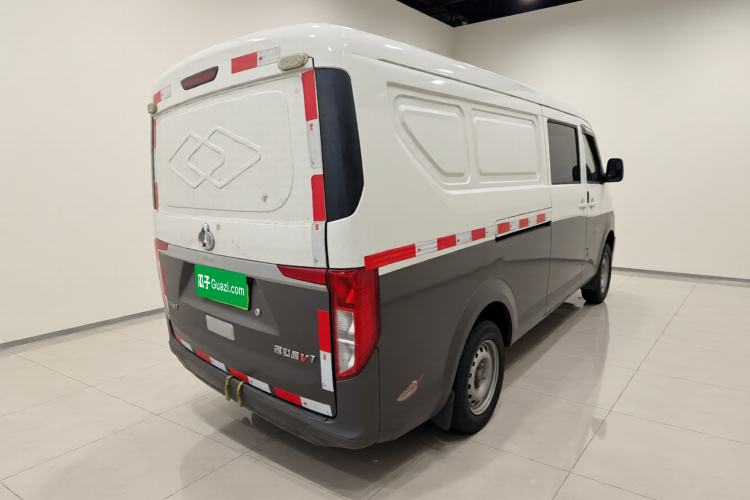 Used CHANGAN KUAYUE Xing V7 2022 1.6L Gasoline Comfort Version 5-Seater Liftback Door DAM16KR Exterior 5