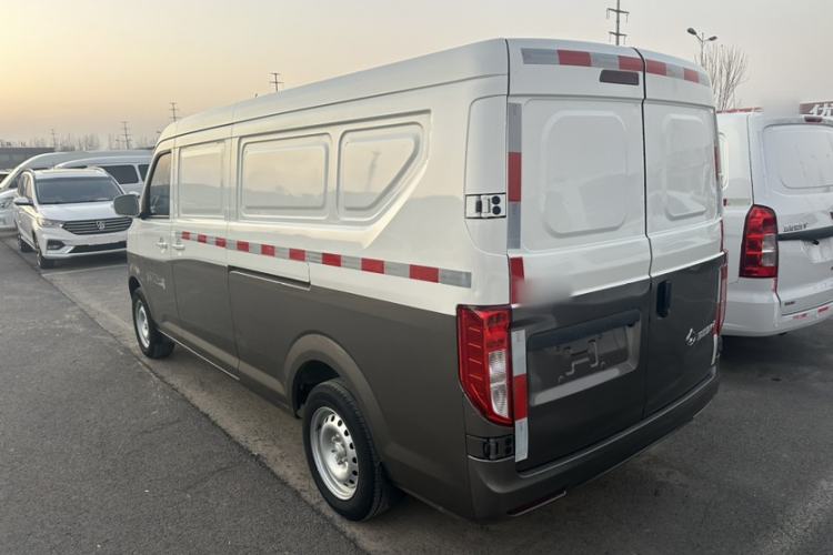 Used CHANGAN KUAYUE Xing V7 2022 1.6L Gasoline Comfort Version 2-Seat Dual-Side Doors DAM16KR Exterior 5