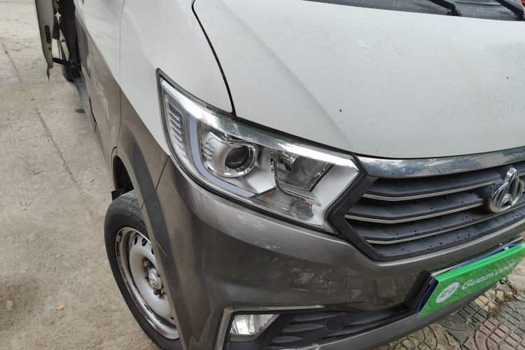 Used CHANGAN KUAYUE Xing V7 2022 1.6L Gasoline Luxury Model 2-Door Dual-Swing Doors DAM16KR Exterior 6