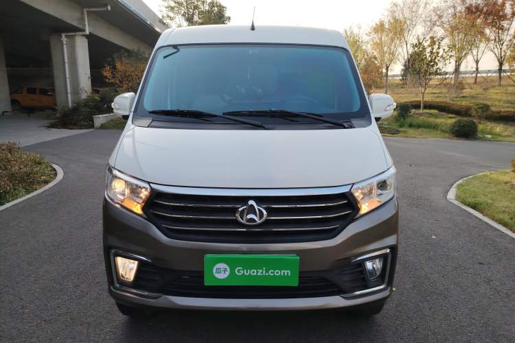 Used CHANGAN KUAYUE Xing V7 2022 1.6L Gasoline Comfort Version 2-Seat Dual-Side Doors DAM16KR Front