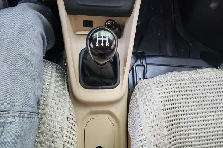 Used CHANGAN KUAYUE Xing V7 2022 1.6L Gasoline Comfort Version 2-Seat Dual-Side Doors DAM16KR Gear Lever