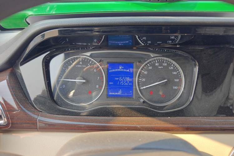 Used CHANGAN KUAYUE Xing V7 2022 1.6L Gasoline Comfort Version 2-Seat Dual-Side Doors DAM16KR Instrument Cluster