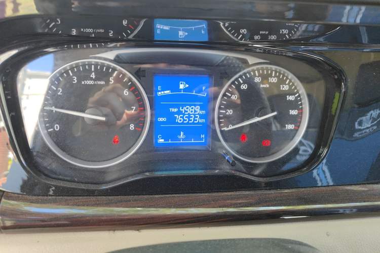 Used CHANGAN KUAYUE Xing V7 2022 1.6L Gasoline Comfort Version 2-Seat Dual-Side Doors DAM16KR Odometer Close Up