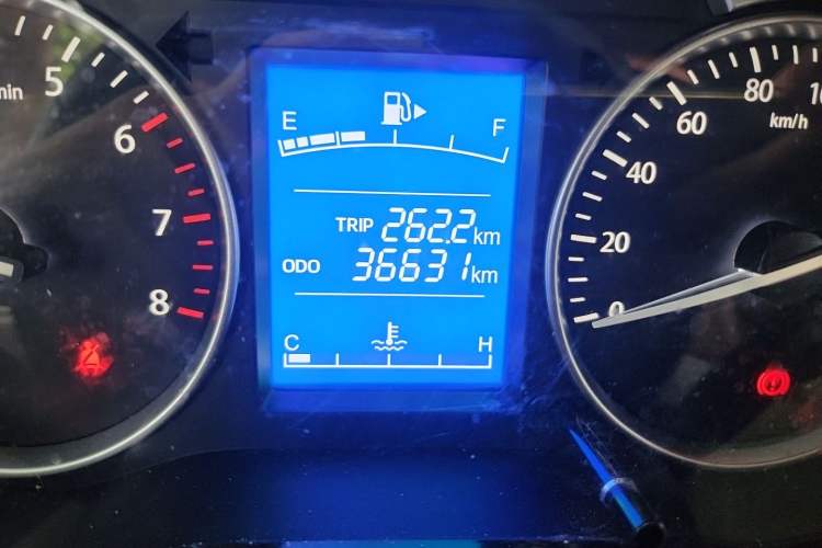 Used CHANGAN KUAYUE Xing V7 2022 1.6L Gasoline Comfort Version 2-Seat Dual-Side Doors DAM16KR Odometer Close Up