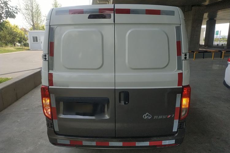 Used CHANGAN KUAYUE Xing V7 2022 1.6L Gasoline Luxury Model 2-Door Dual-Swing Doors DAM16KR Rear