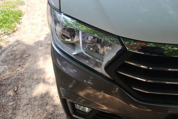 Used CHANGAN KUAYUE Xing V7 2022 1.6L Gasoline Comfort Version 2-Seat Dual-Side Doors DAM16KR Right Front Headlight