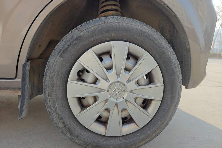 Used CHANGAN KUAYUE Xing V7 2022 1.6L Gasoline Comfort Version 2-Seat Dual-Side Doors DAM16KR Right Front Wheel Hub