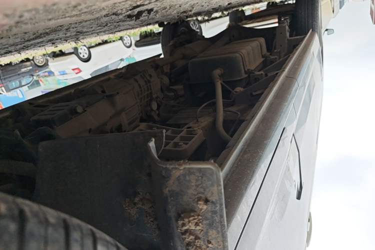 Used CHANGAN KUAYUE Xing V7 2022 1.6L Gasoline Comfort Version 5-Seater Dual-Door Design – DAM16KR Right Side Sill