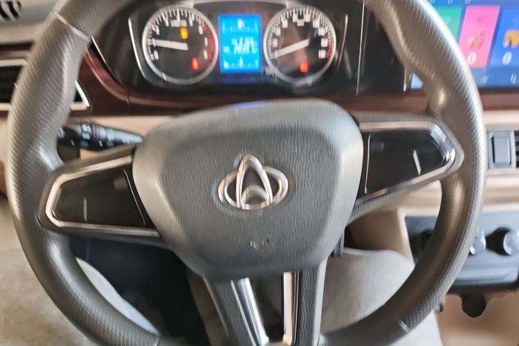 Used CHANGAN KUAYUE Xing V7 2022 1.6L Gasoline Comfort Version 2-Seat Dual-Side Doors DAM16KR Steering Wheel