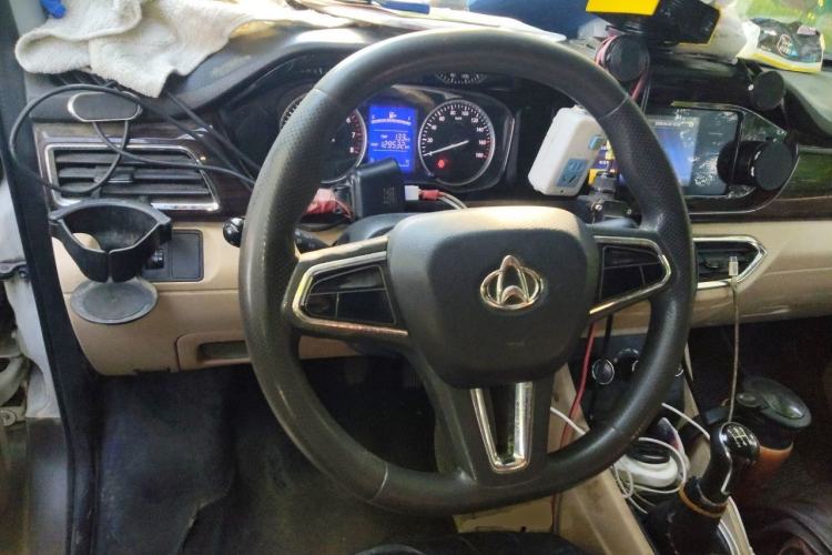 Used CHANGAN KUAYUE Xing V7 2022 1.6L Gasoline Comfort Version 2-Seat Dual-Side Doors DAM16KR Steering Wheel