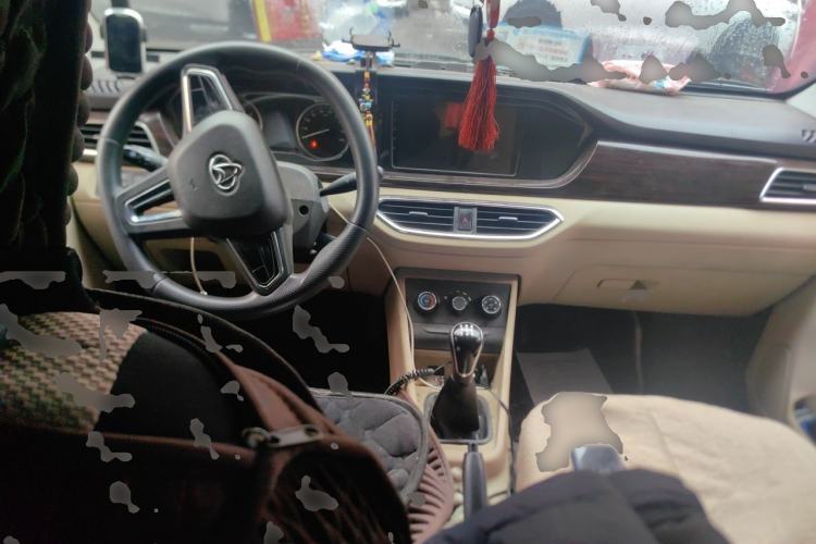 Used CHANGAN KUAYUE Xing V7  Center Console