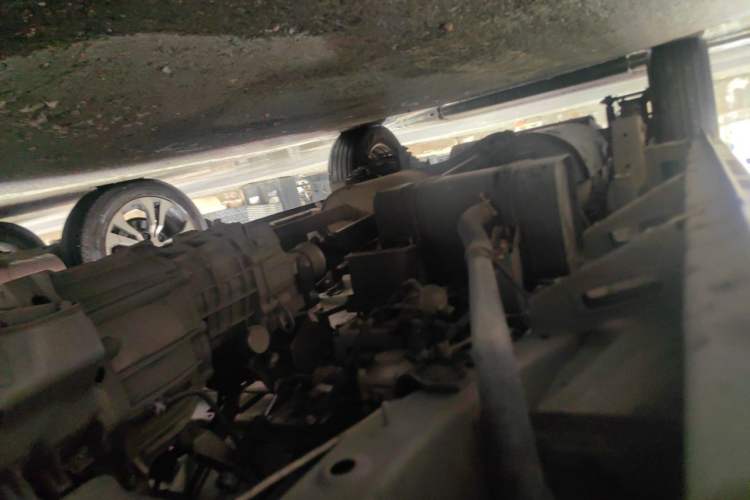 Used CHANGAN KUAYUE Xing V7  Chassis Front Right
